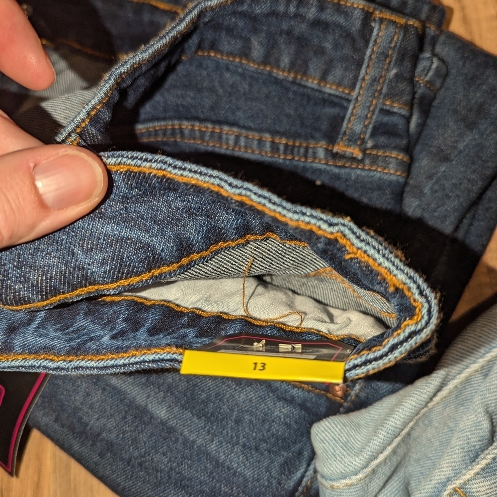 NWT. Junior size 13 jean bundle. High rise Mom Jeans NWT size 13. Bundle - Picture 4 of 6